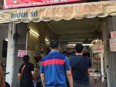 -Bánh Mì Huynh Hoa