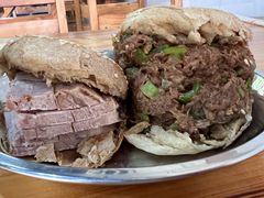 烧饼夹坛子肉-昌顺马记小吃店(昌盛园店)