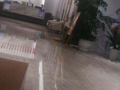 -南京悦客假日酒店