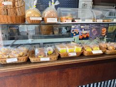 面包甜点陈列柜-安德鲁饼店(总店)