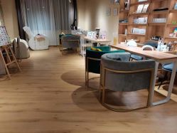 -涂tu指甲日式美甲美睫店