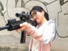 -东湖小天池真人CS彩弹野战基地