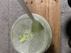 -喜茶(迪士尼小镇·平行宇宙店)