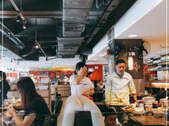 -大头虾越式风味餐厅(光明广场店)