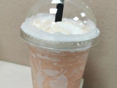 夏日桃桃冰-瑞幸咖啡(武汉工商学院中商超市店)