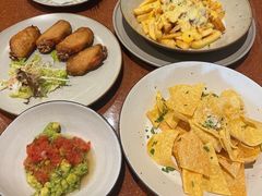 牛油果酱配玉米片-Taco Mama嗒蔻妈妈墨西哥餐厅(环宇城店)