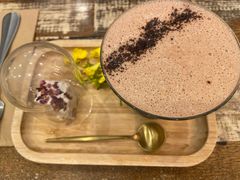 -FLOVIE FLORIST CAFE