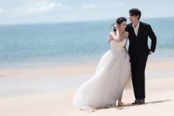 点击看大图 -挪娅婚纱摄影皇家会所