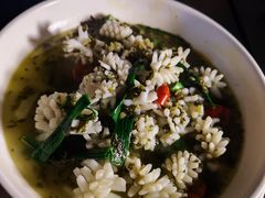 -河畔春天时尚餐厅