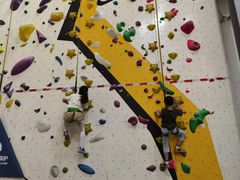 -问山MountQuest攀岩馆