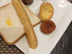 -上海虹桥西郊假日酒店