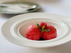 草莓冰淇淋-蝶舍·MAISON PAPILLON