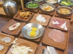 -银米·云南传统过桥米线(双廊黑金冠店)