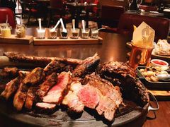 -恰餐厅及酒吧 CHAR Bar & Grill (北京丽都皇冠假日店)