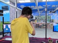 -都市枪神实弹射击俱乐部