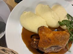 油封鸭腿-LA MAISON公鸡和龙(蛇口店)