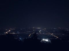 -鬼笑石后山停车场