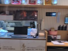 -必胜客(WOW昙华林店)