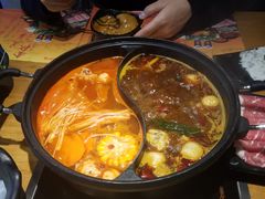 番茄锅+四川风味麻辣锅-呷哺呷哺(砂之船奥莱店)