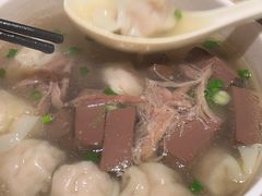 鸭血馄饨-鸡鸣汤包(复地活力广场店)