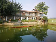 -喜洲吧·江畔老船厂·庭院餐厅(喜临院店)