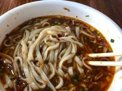 -肖娭毑老面馆(自然岭路店)