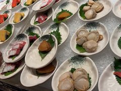 -雍容荟帝王蟹活龙虾展台自助(IFS黑金店)
