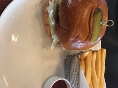 -WOLFGANG PUCK KITCHEN & BAR(迪士尼小镇店)