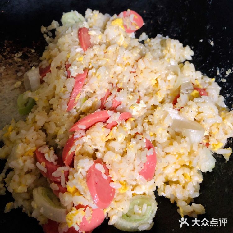 香喷喷热腾腾蛋炒饭[米饭]