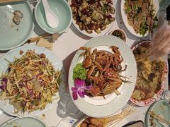 -嗨辣小聚·盘锦河蟹·海鲜烧烤龙虾(盘锦十年好店)