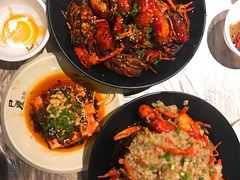 -巴厘龙虾·榜首油焖大虾(音乐学院·沿江酒馆店)