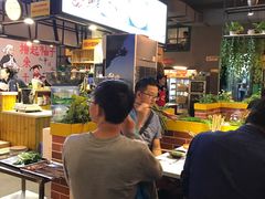 -钢管厂五区小郡肝串串香(滨江店)