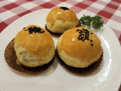 广式皮蛋酥-广东胜利宾馆西关粤中餐厅