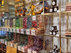 -VENCHI 闻绮(上海佛罗伦萨小镇店)