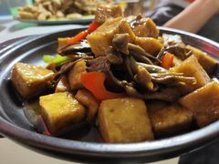 -天天向上素食餐厅(五台山店)