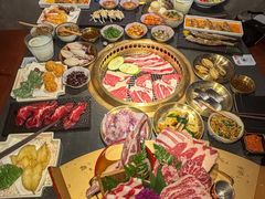 -铭牛烧肉·和牛海鲜自助(高新月牙湖店)