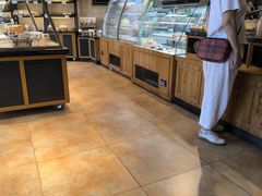 -皇冠幸福里动物奶油生日蛋糕(宗关地铁店)