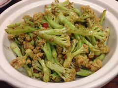 -老胶东家常菜馆(市场一路店)