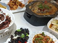 -巴特餐饮6加1音乐餐吧·新疆菜