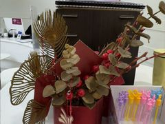 -雅悦齿科(顾村公园店)