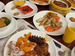 -荣誉国际酒店-云顶旋转餐厅