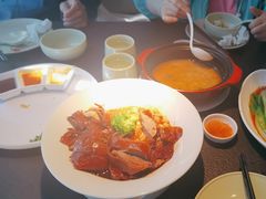 -蝴蝶里·粤菜·点心(滨江龙湖店)