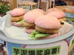 -龍歌自助小火锅(市南金茂湾店)