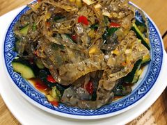 麻辣鱼皮拌青瓜-遇见甜品站(魁奇店)
