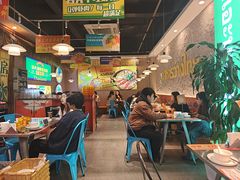 -小小集渔·泰式大排档(太古里香槟店)