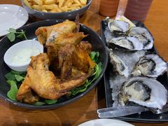 -12 Rocks Beach Bar Cafe