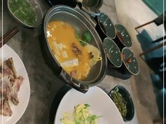 -半山腰·云南菜(侨福芳草地店)