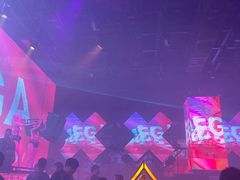 -MEGA PARTY CLUB