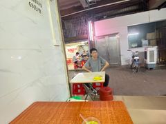 -威邵鸡煲(西华路总店)