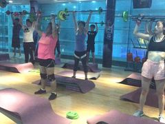 -一兆韦德健身(慧芝湖店)